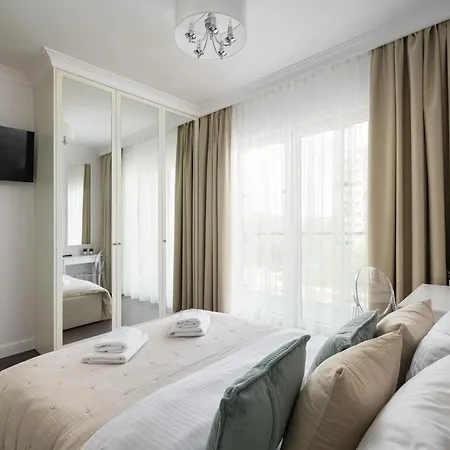 Bright Crystal Premium Apartment Warsaw Exterior photo