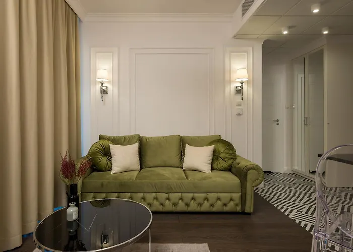 Bright Crystal Premium Apartment